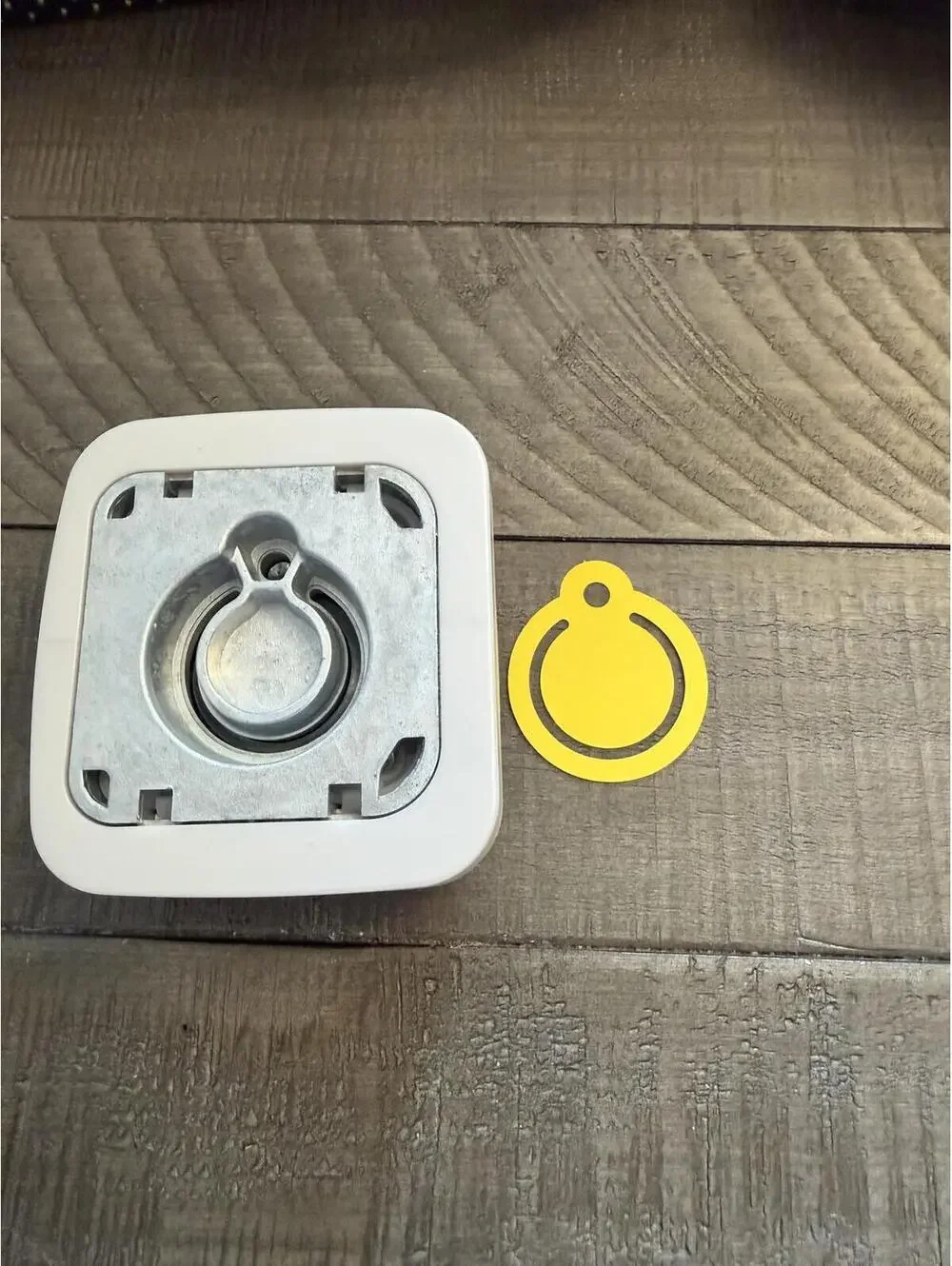 Creative Memories Circle Tag Shape Punch Cartridge